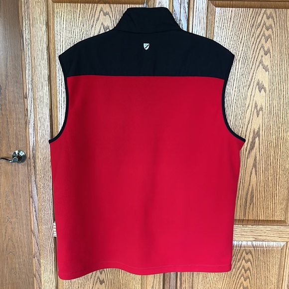 Cremieux Club 38 Performance red/black vest.  Size XL - Picture 2 of 5